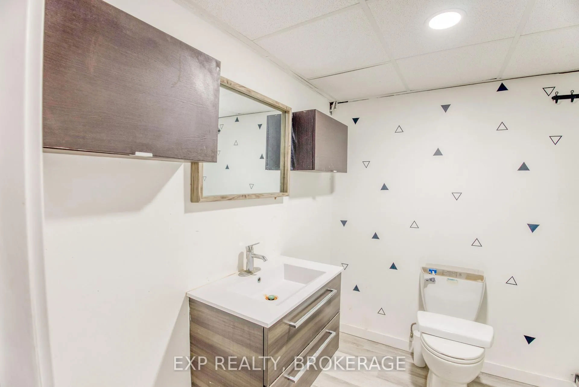Photo 41 of 6 Oliver Road, Addington Highlands — HOMEH