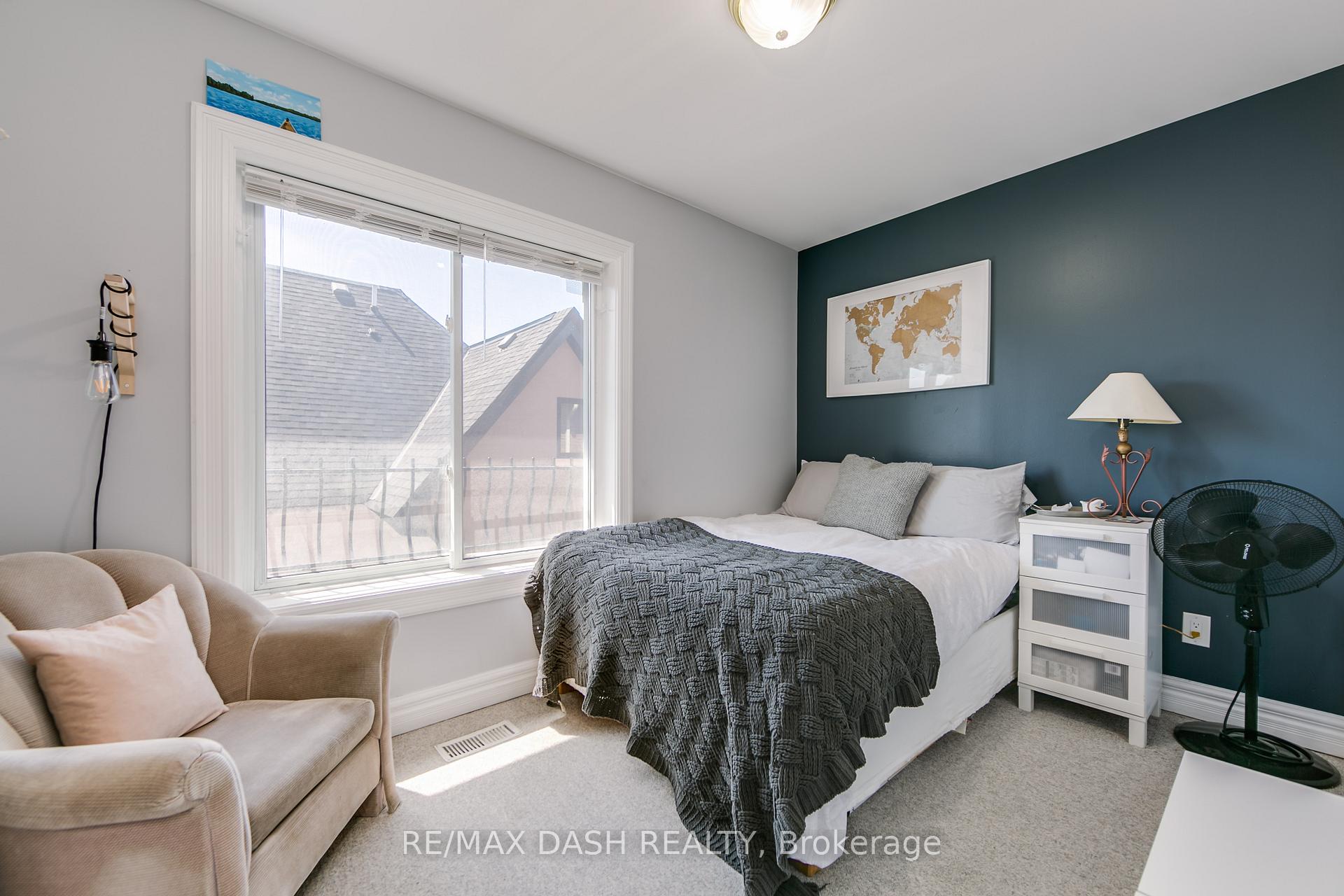 Photo 54 of Unit A, 388 Manning Avenue, Toronto, Palmerston-Little Italy — HOMEH