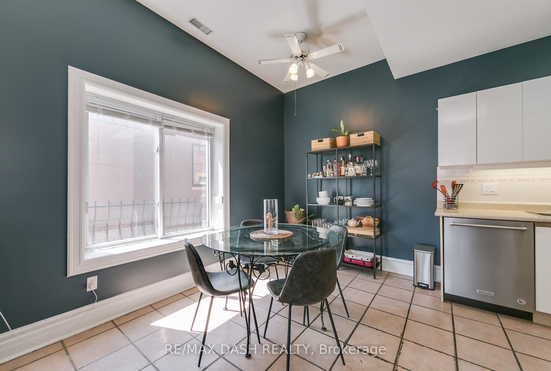 Photo 14 of Unit A, 388 Manning Avenue, Toronto, Palmerston-Little Italy — HOMEH