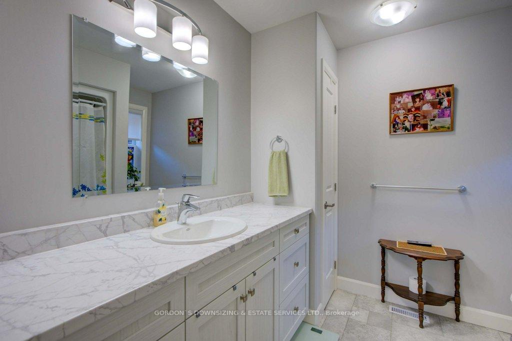 Photo 17 of 88 Glenview Crescent, Belleville, Belleville Ward — HOMEH