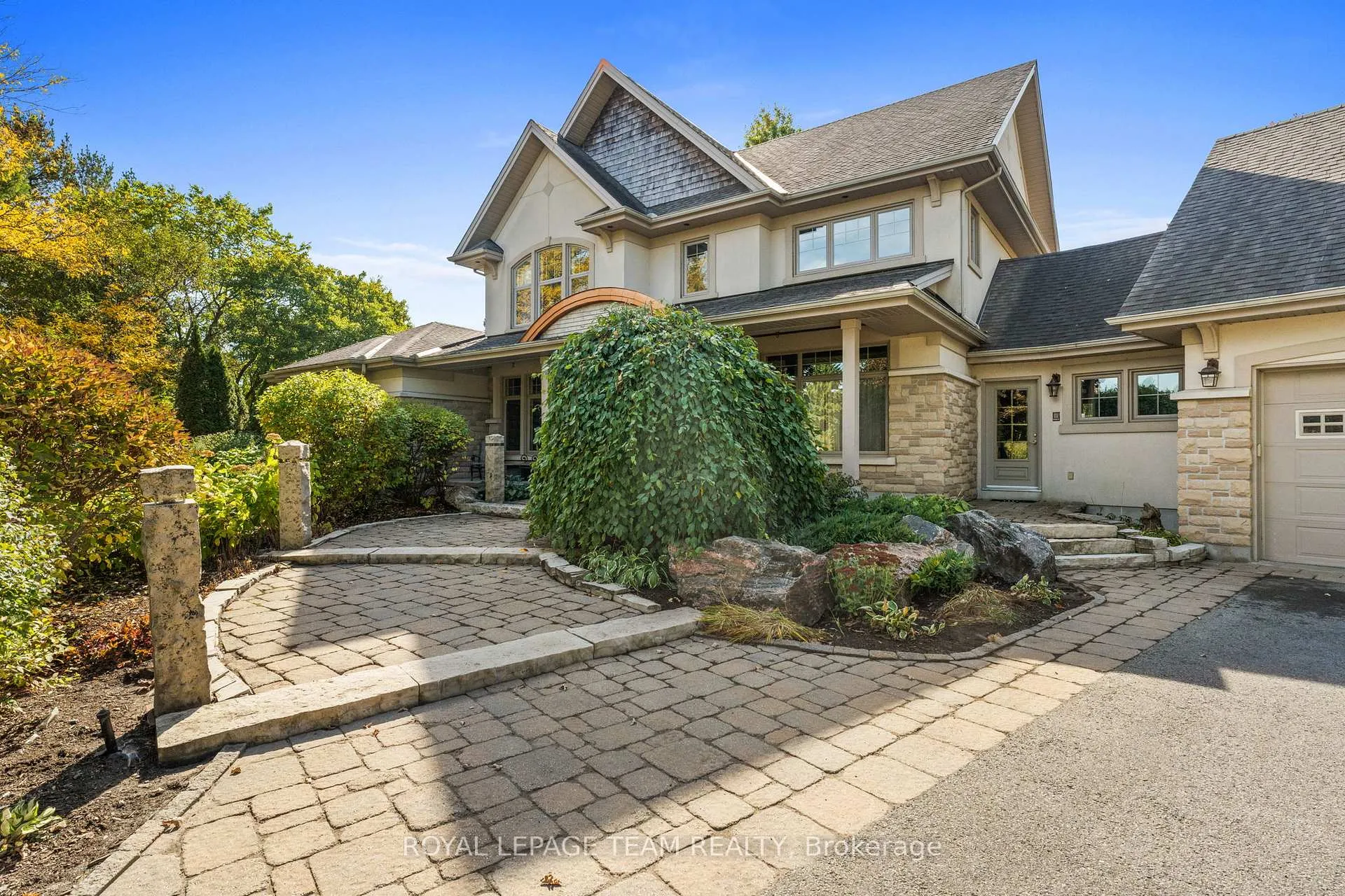 Photo 4 of 7 Sara Court, Ottawa, Fallowfield — HOMEH