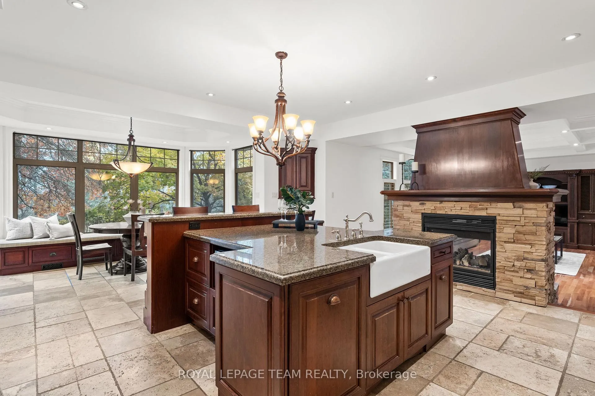 Photo 12 of 7 Sara Court, Ottawa, Fallowfield — HOMEH