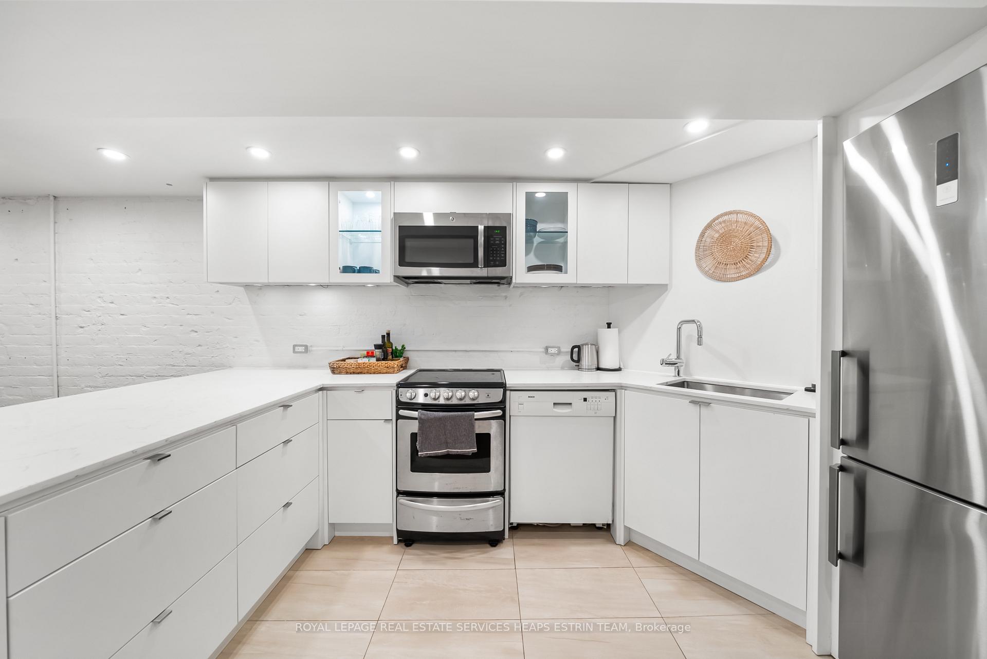 Photo 8 of Unit Lower, 392 Markham Street, Toronto, Palmerston-Little Italy — HOMEH