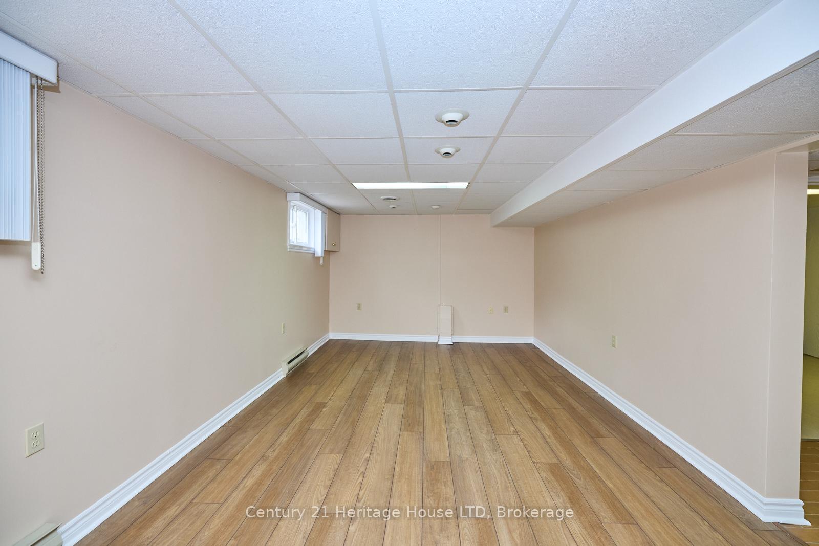 Photo 22 of 80.5 Pine Street S, Thorold, Thorold Downtown — HOMEH