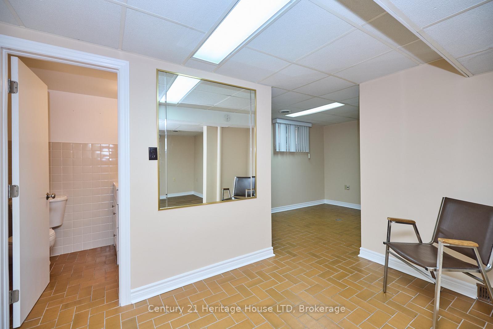 Photo 24 of 80.5 Pine Street S, Thorold, Thorold Downtown — HOMEH