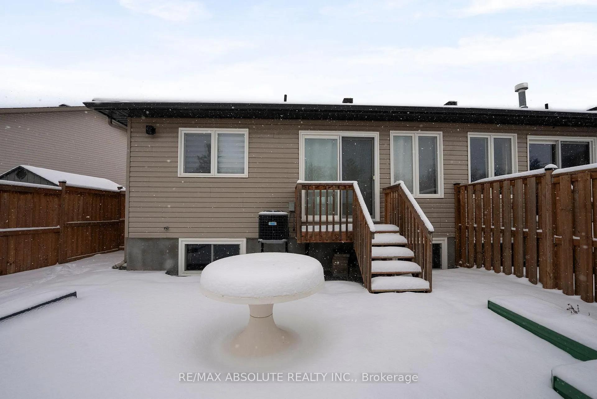 Photo 25 of 2 Morgan Clouthier Way, Arnprior — HOMEH