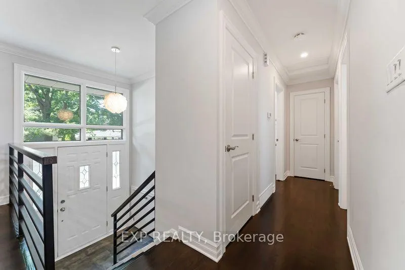 Photo 4 of 669 Farmington Avenue, Ottawa, Riverside Park South — HOMEH