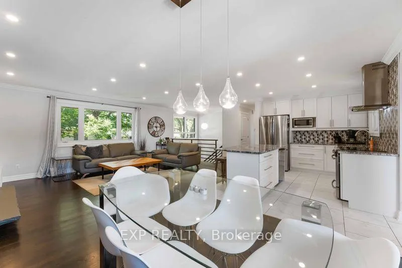 Photo 10 of 669 Farmington Avenue, Ottawa, Riverside Park South — HOMEH