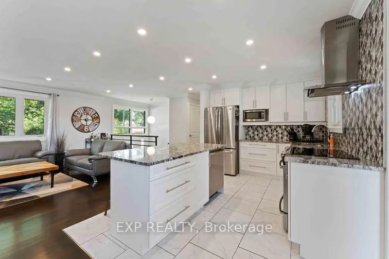 Photo 11 of 669 Farmington Avenue, Ottawa, Riverside Park South — HOMEH