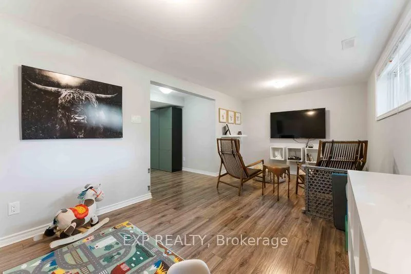 Photo 38 of 669 Farmington Avenue, Ottawa, Riverside Park South — HOMEH