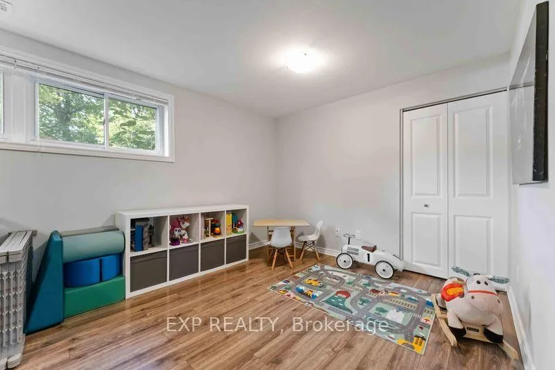 Photo 40 of 669 Farmington Avenue, Ottawa, Riverside Park South — HOMEH