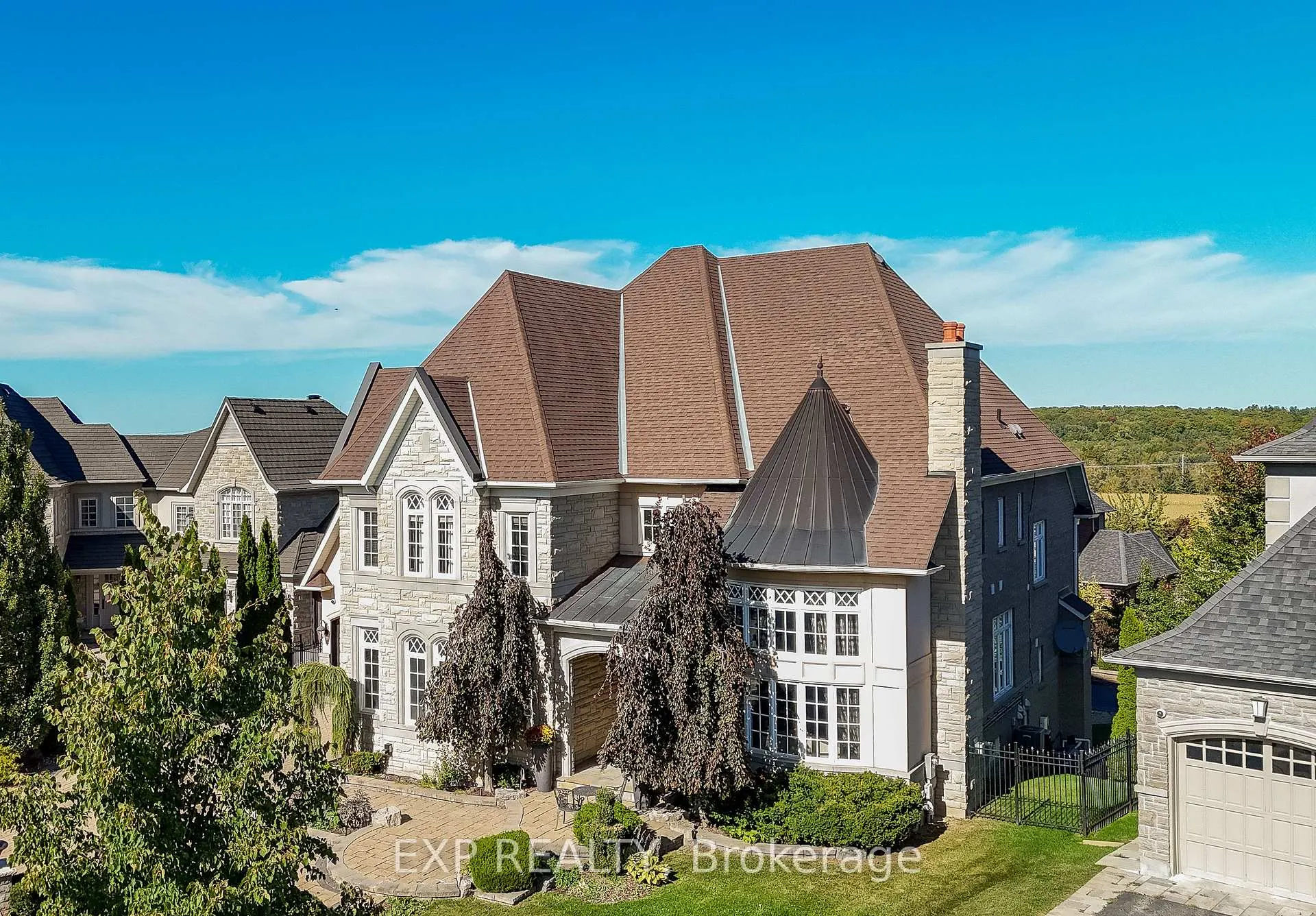Front of 22 Longthorpe Court
