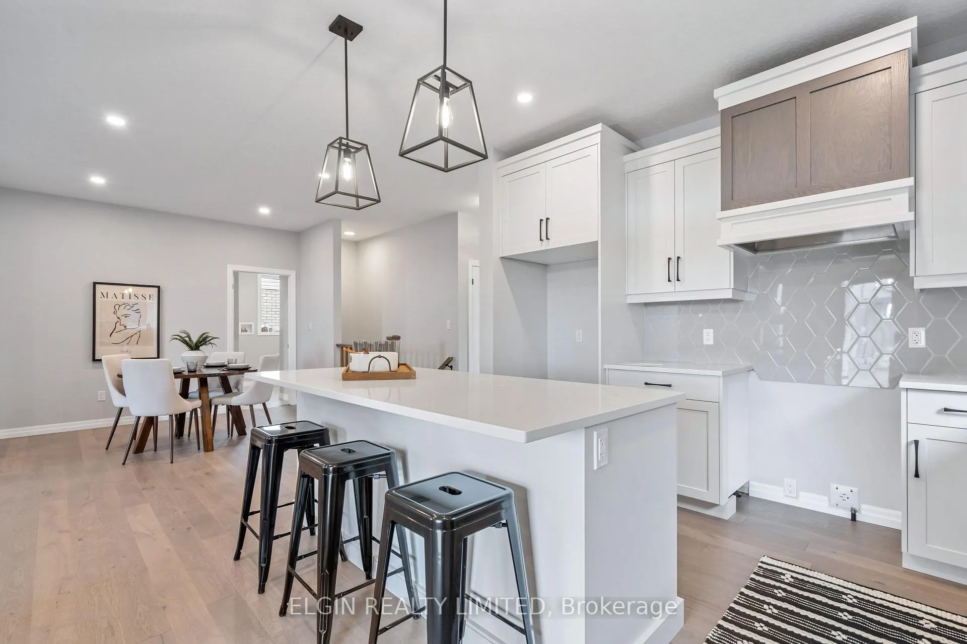 Photo 22 of 31 Hemlock Crescent, Aylmer — HOMEH
