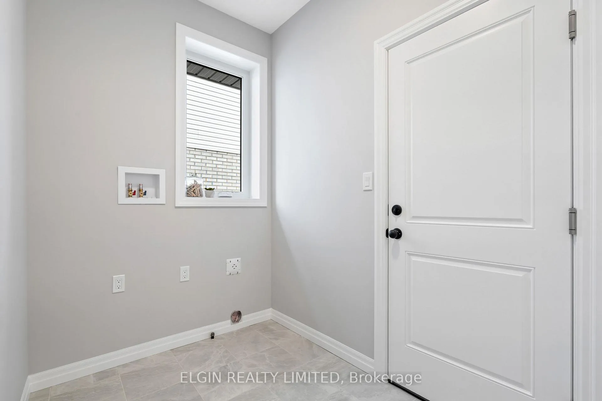 Photo 25 of 31 Hemlock Crescent, Aylmer — HOMEH