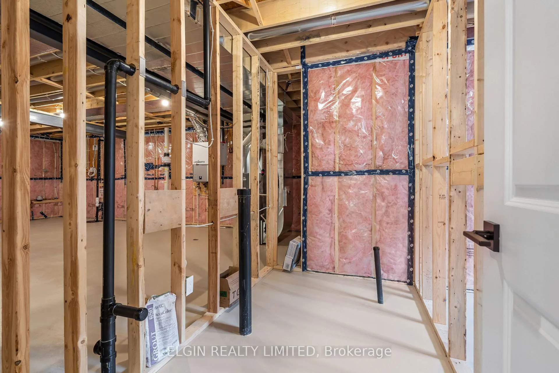 Photo 35 of 31 Hemlock Crescent, Aylmer — HOMEH