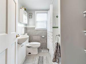 Photo 17 of 120 Clara Street, Thorold, Allanburg/Thorold South — HOMEH