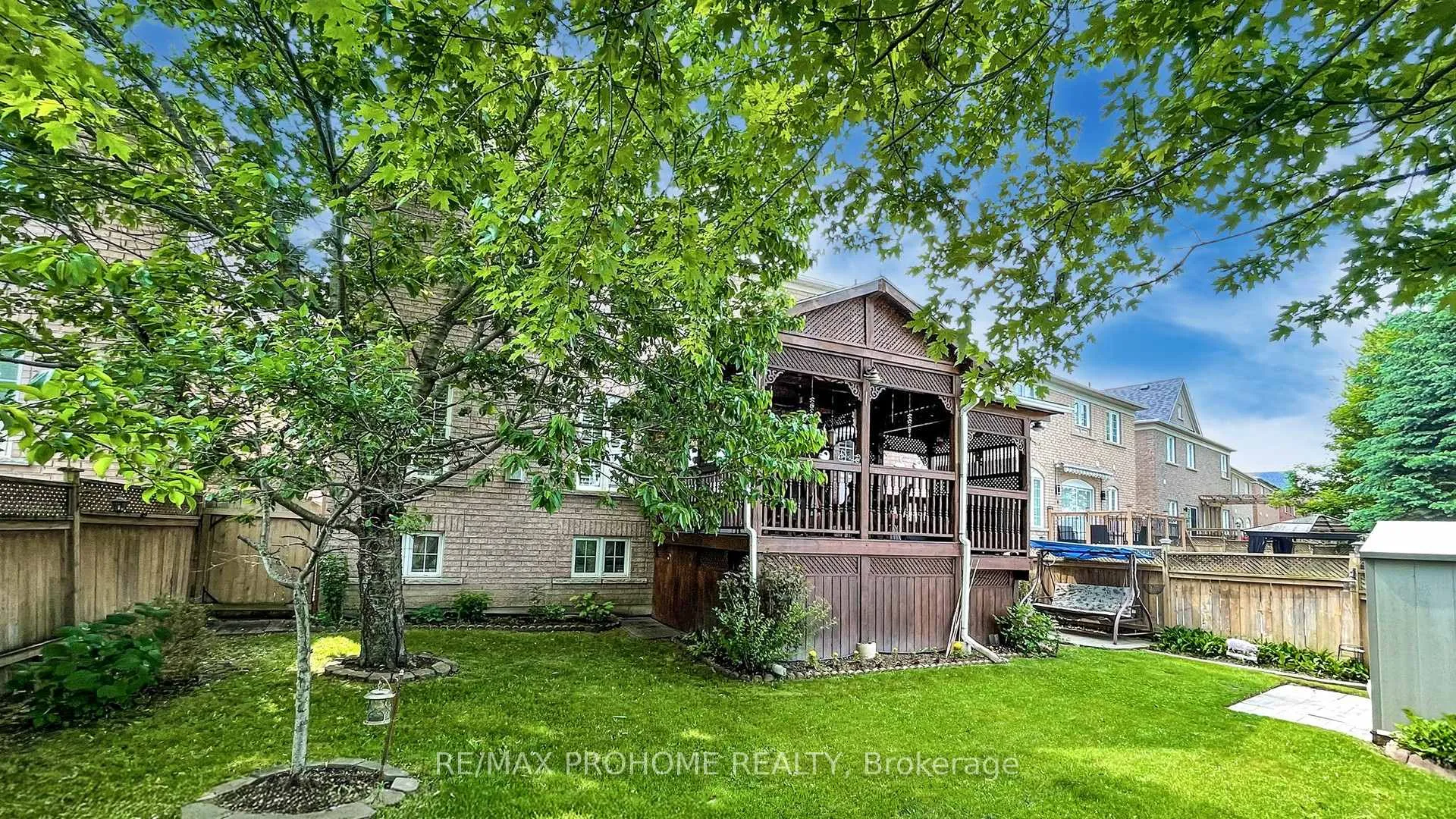 Photo 39 of 64 Grainger Crescent, Ajax, Northwest Ajax — HOMEH