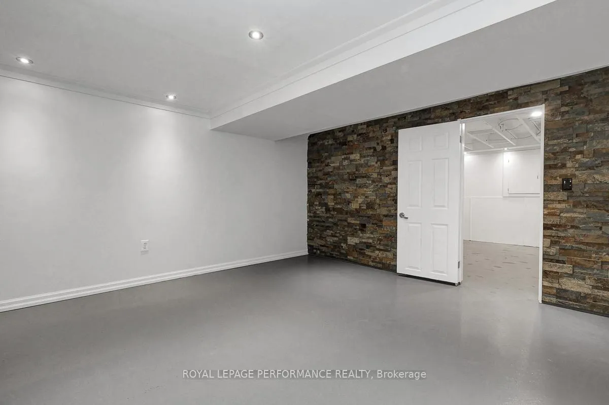 Photo 99 of 741 Eastvale Drive, Ottawa, Beacon Hill North — HOMEH