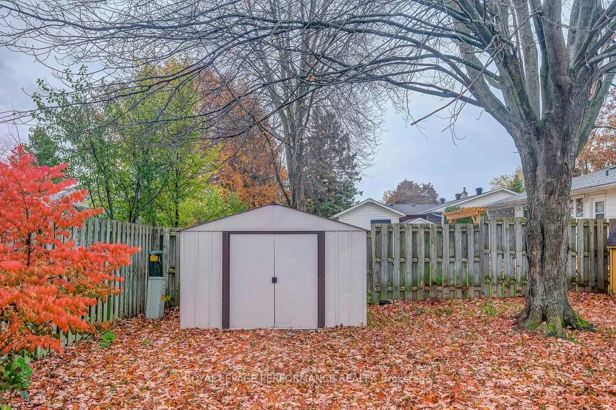 Photo 131 of 741 Eastvale Drive, Ottawa, Beacon Hill North — HOMEH