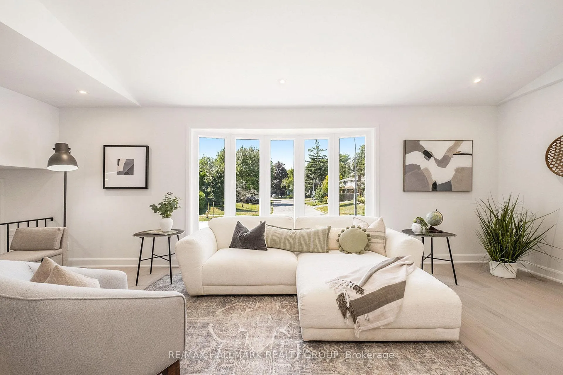 Photo 17 of 73 Westpark Drive, Ottawa, Blackburn Hamlet — HOMEH