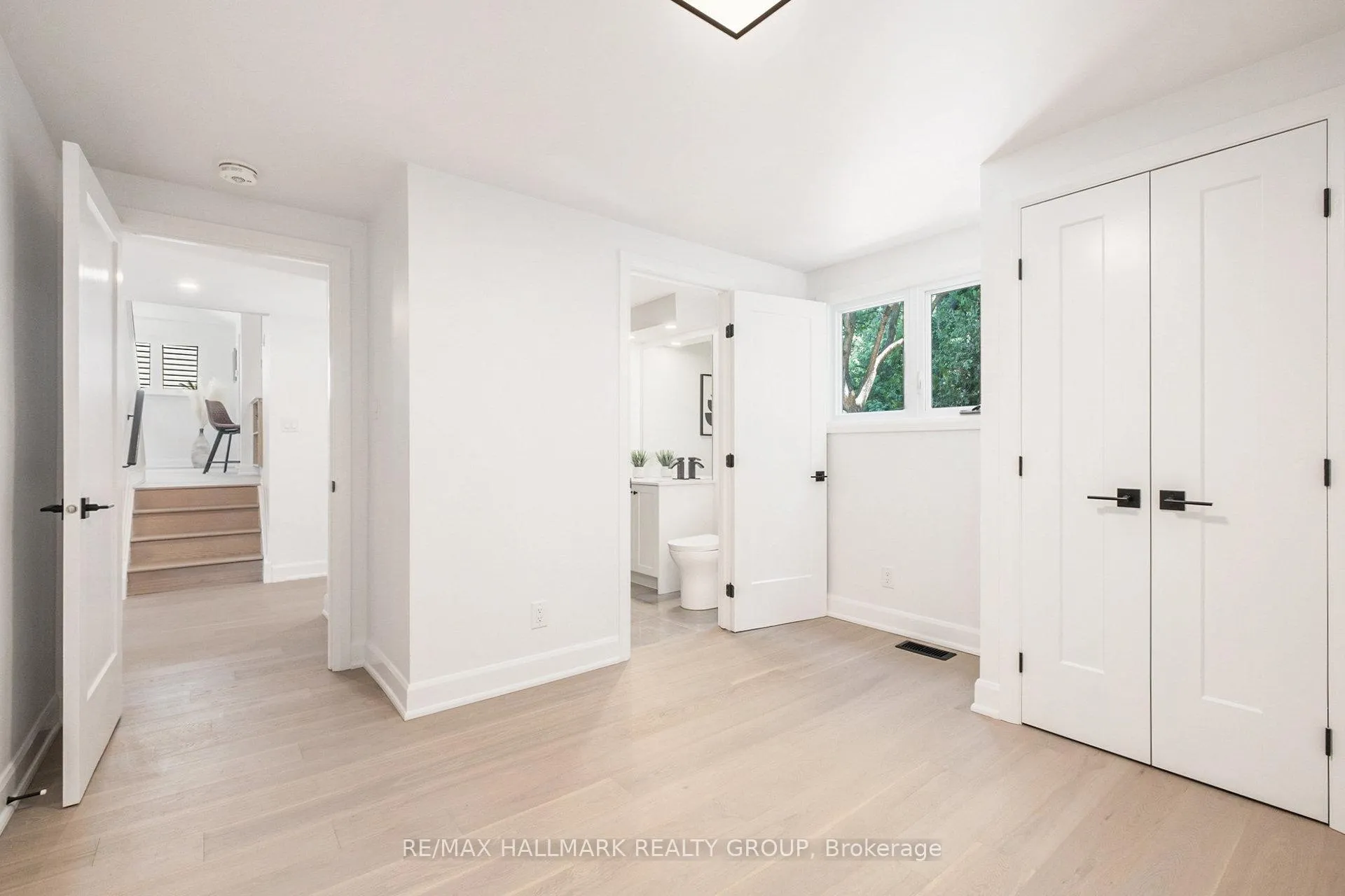 Photo 49 of 73 Westpark Drive, Ottawa, Blackburn Hamlet — HOMEH