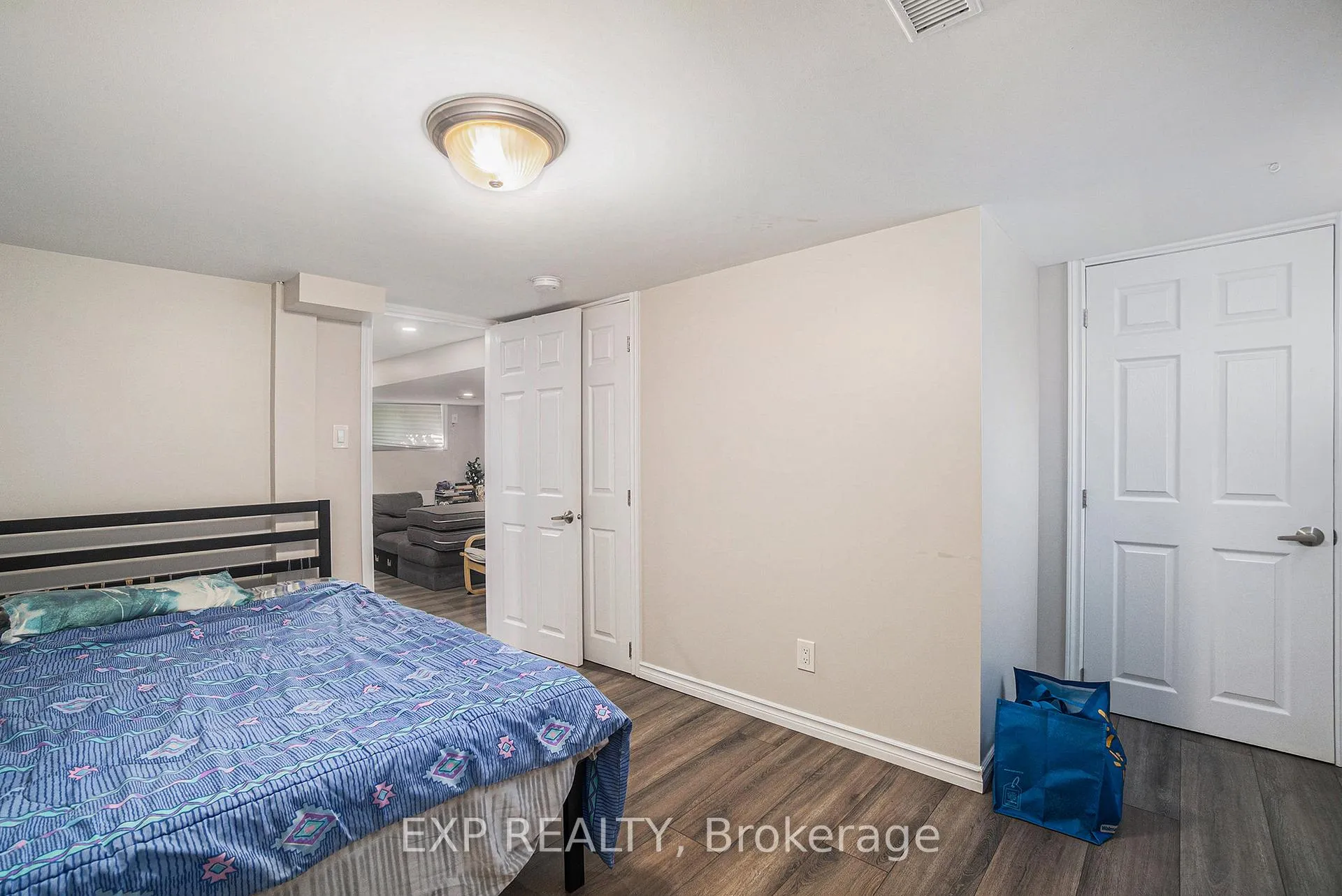 Photo 33 of 113 Ridgefield Crescent, Ottawa, Arbeatha Park — HOMEH