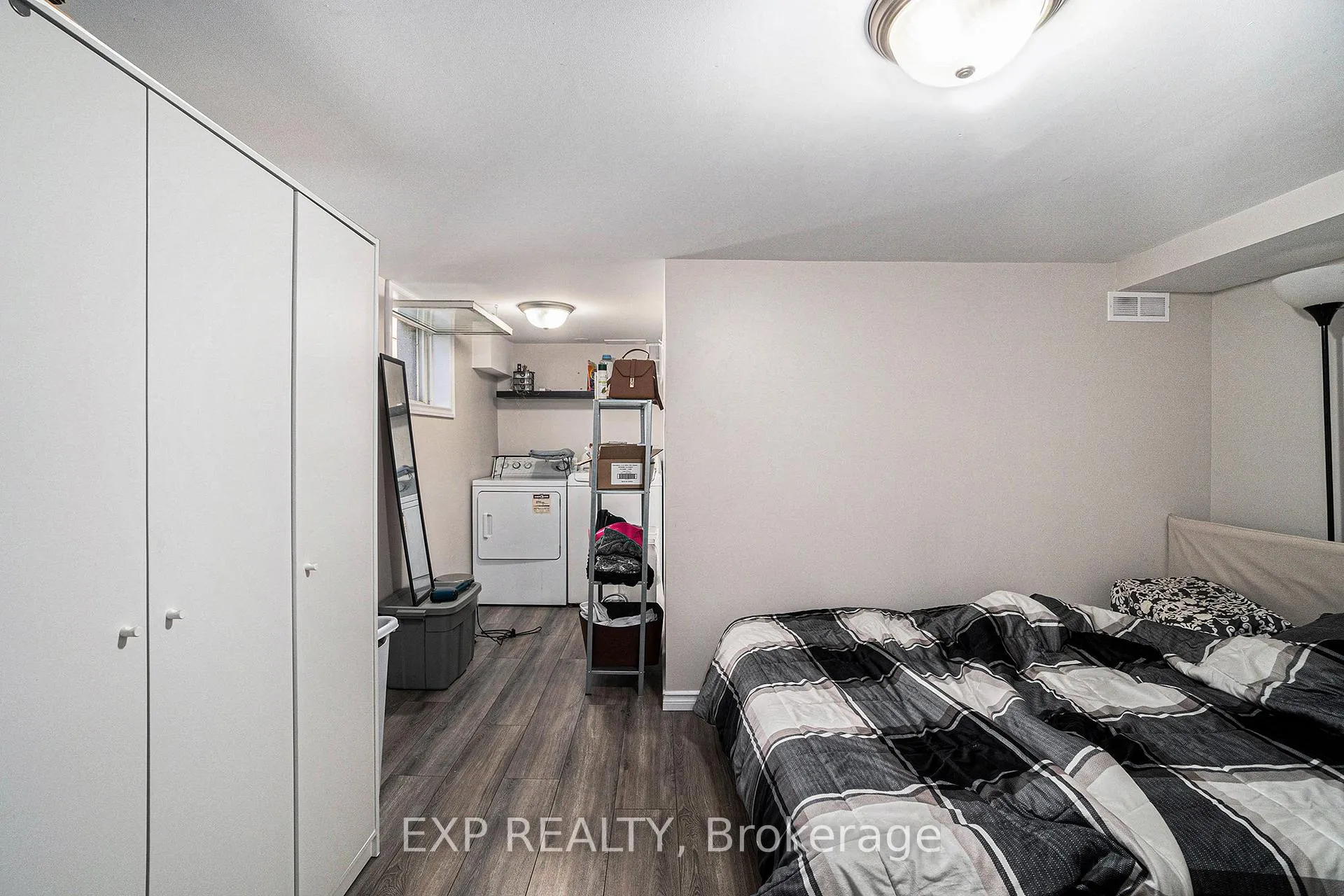 Photo 35 of 113 Ridgefield Crescent, Ottawa, Arbeatha Park — HOMEH