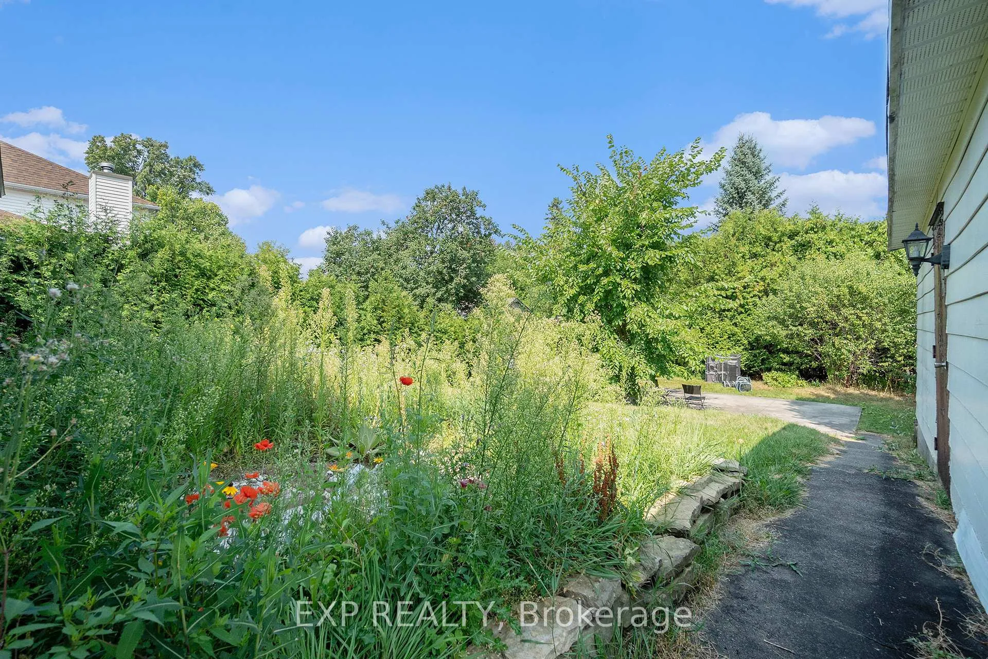 Photo 37 of 113 Ridgefield Crescent, Ottawa, Arbeatha Park — HOMEH