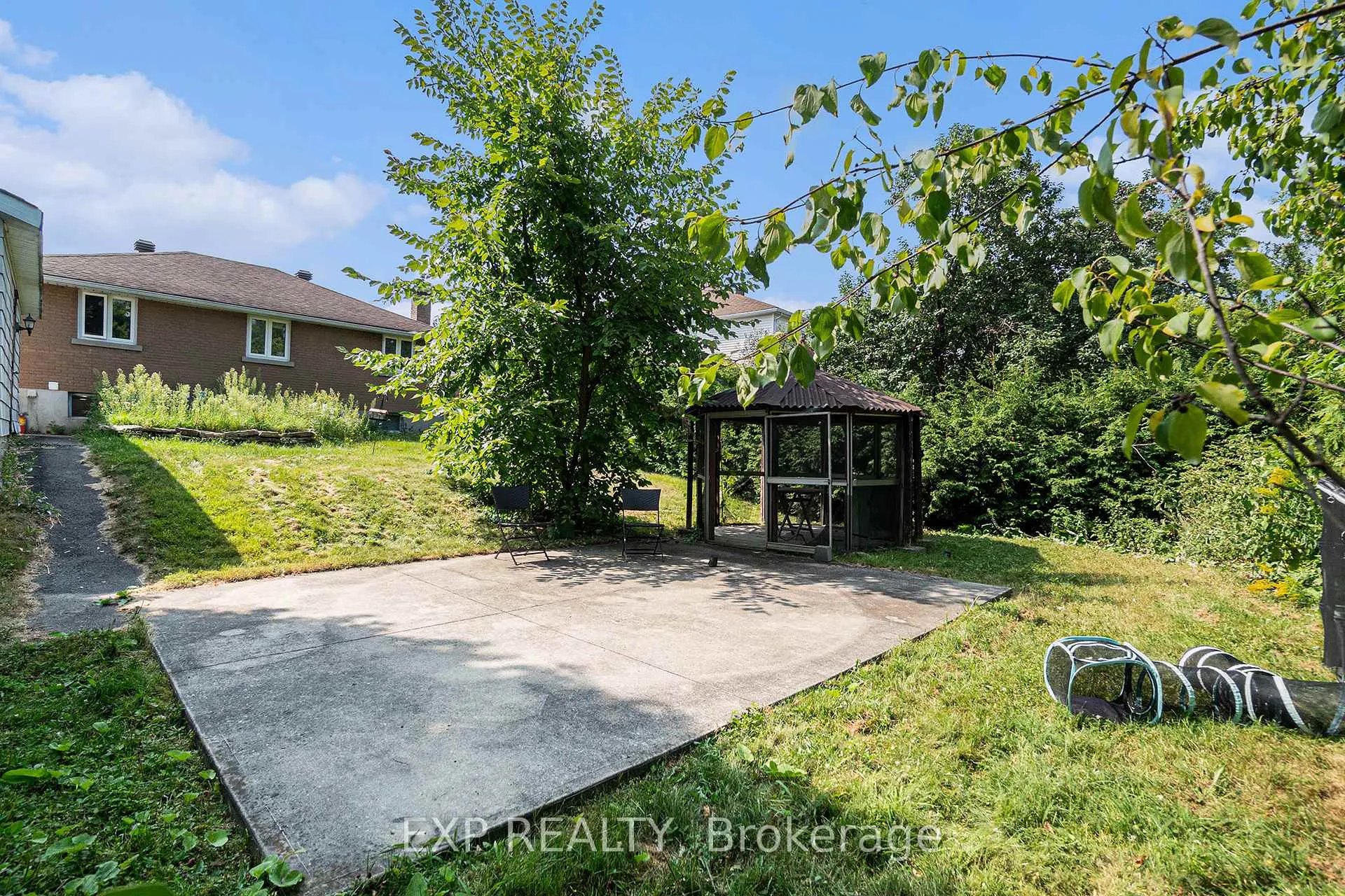 Photo 38 of 113 Ridgefield Crescent, Ottawa, Arbeatha Park — HOMEH
