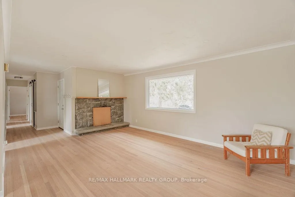 Photo 13 of Unit A, 42 Lytle Avenue, Ottawa, Cedar Hill/Orchard Estates — HOMEH
