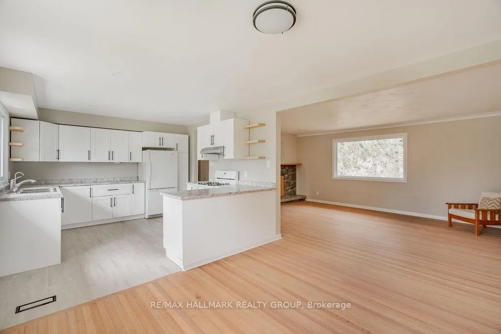Photo 20 of Unit A, 42 Lytle Avenue, Ottawa, Cedar Hill/Orchard Estates — HOMEH