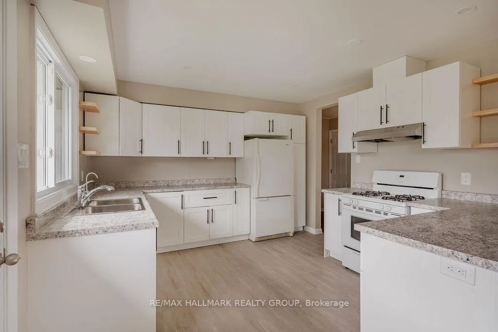 Photo 23 of Unit A, 42 Lytle Avenue, Ottawa, Cedar Hill/Orchard Estates — HOMEH