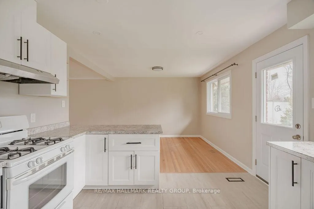 Photo 34 of Unit A, 42 Lytle Avenue, Ottawa, Cedar Hill/Orchard Estates — HOMEH