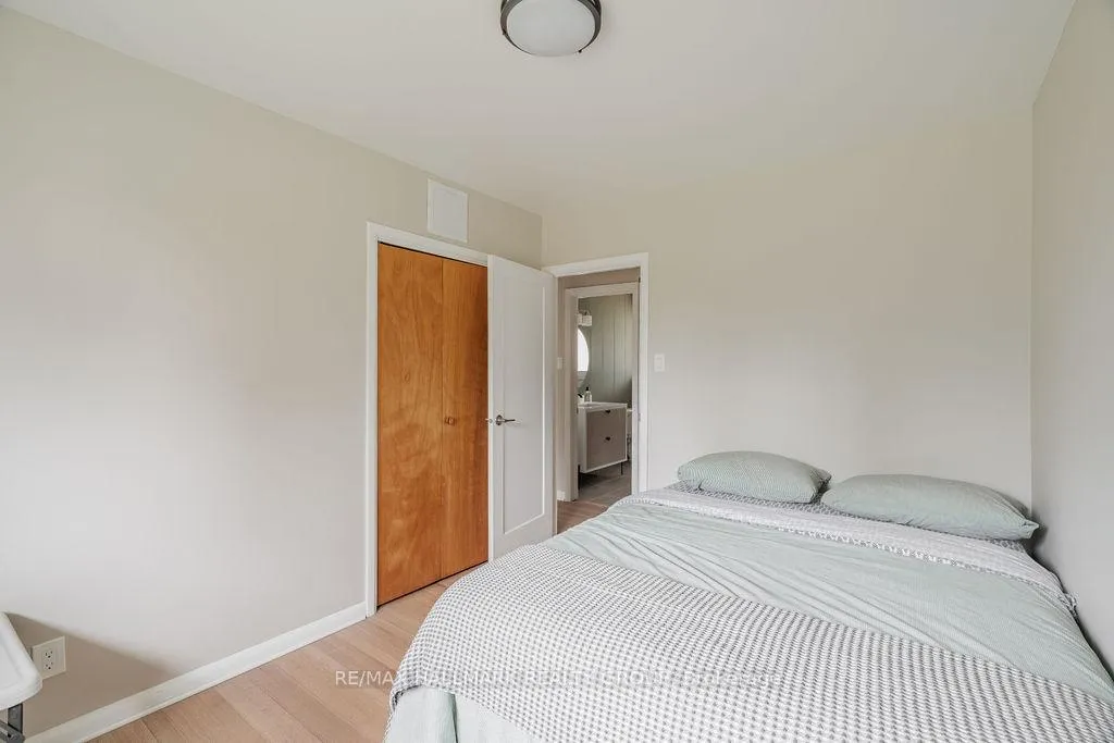 Photo 58 of Unit A, 42 Lytle Avenue, Ottawa, Cedar Hill/Orchard Estates — HOMEH