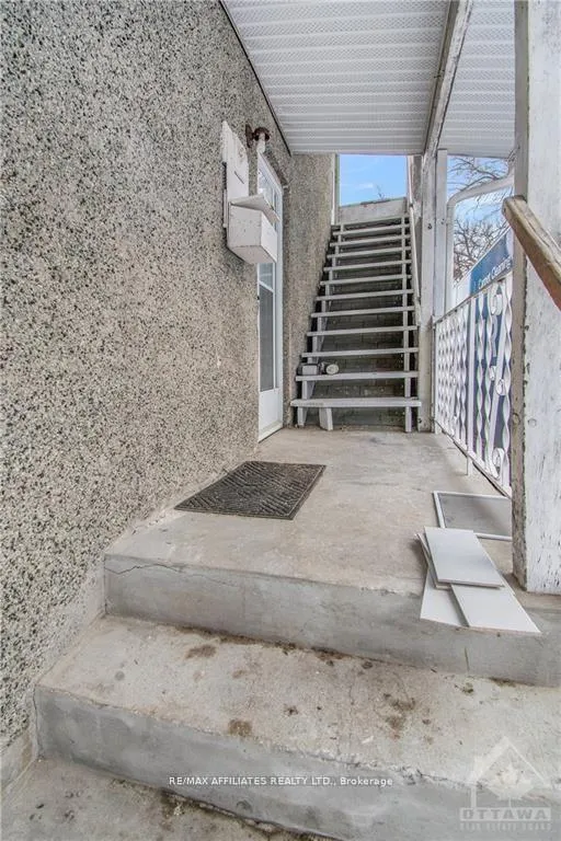 Photo 13 of Unit 1, 2486 Kaladar Avenue, Ottawa, Heron Park — HOMEH