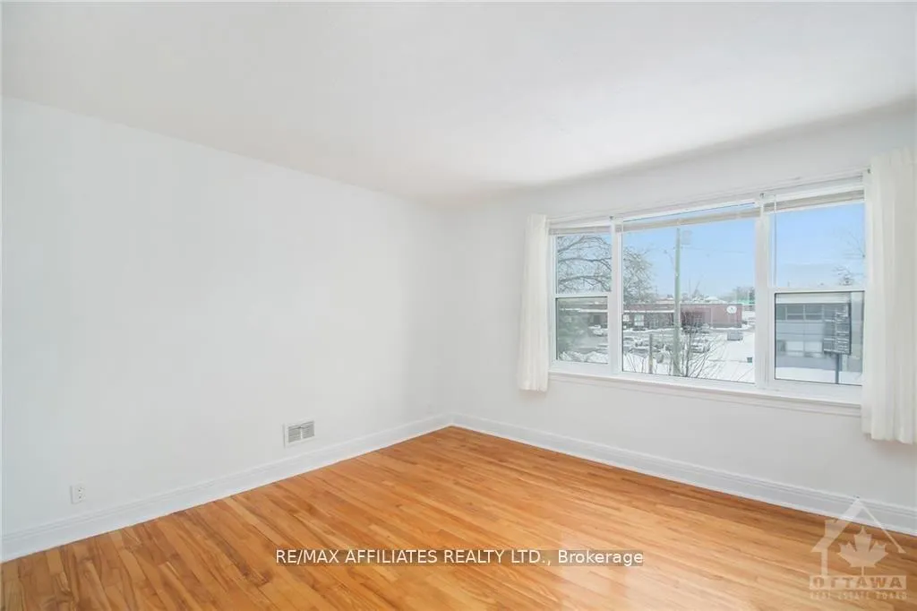 Photo 28 of Unit 1, 2486 Kaladar Avenue, Ottawa, Heron Park — HOMEH