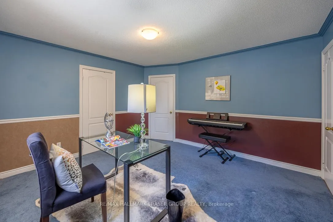 Photo 36 of 37 Leah Crescent, Ajax, Central West — HOMEH
