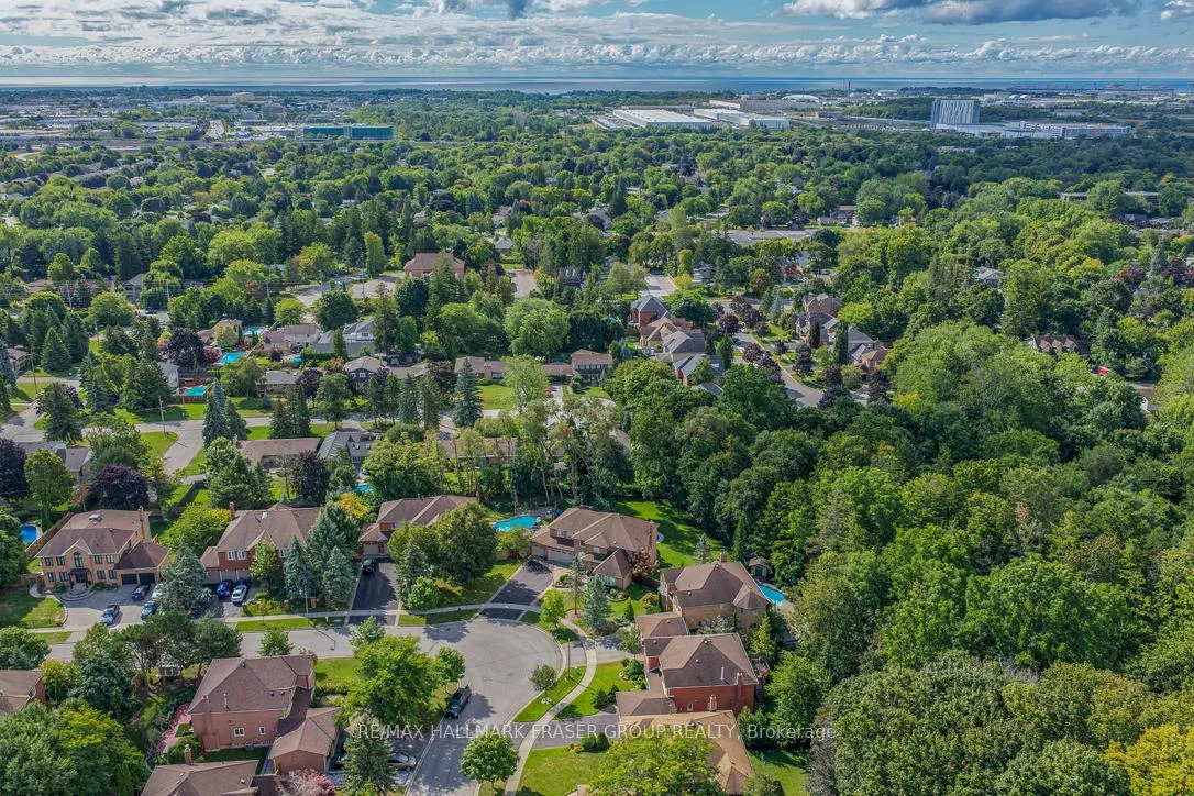 Photo 49 of 37 Leah Crescent, Ajax, Central West — HOMEH