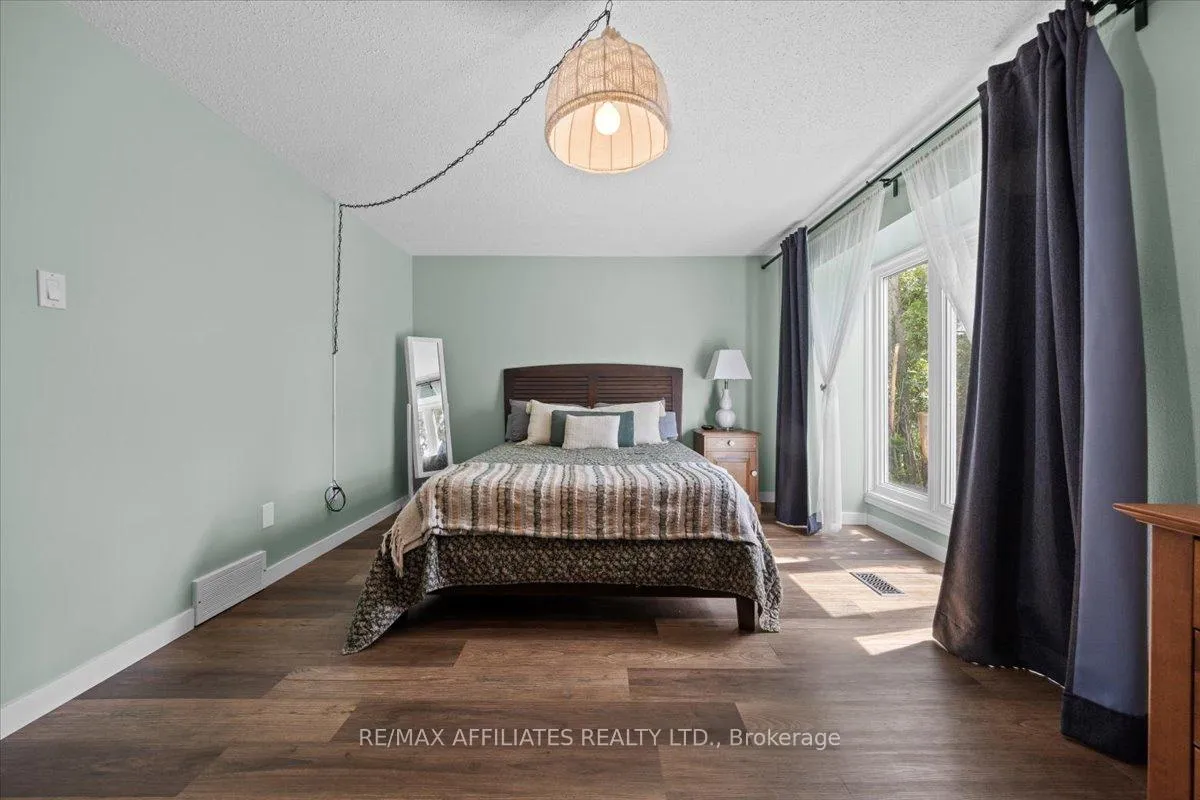 Photo 257 of 2530 Autumn Hill Crescent, Ottawa, Blackburn Hamlet (South) — HOMEH