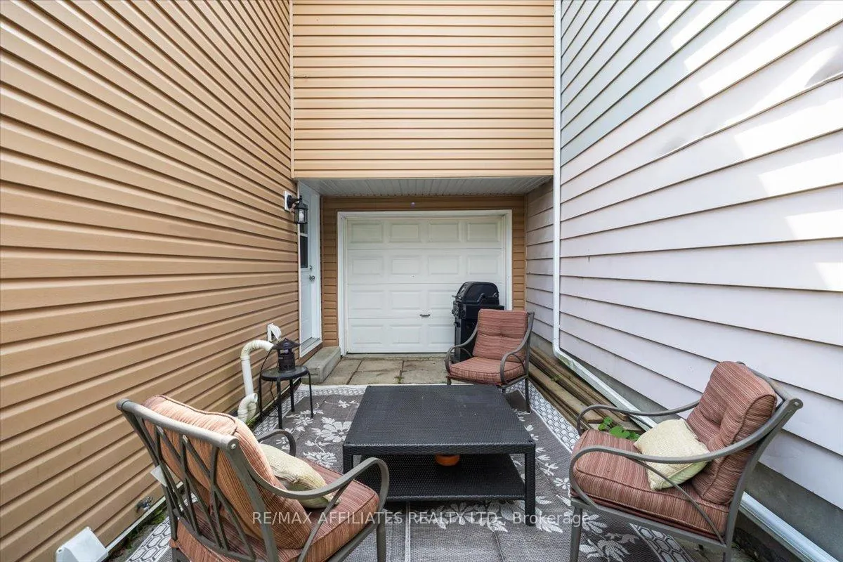 Photo 324 of 2530 Autumn Hill Crescent, Ottawa, Blackburn Hamlet (South) — HOMEH