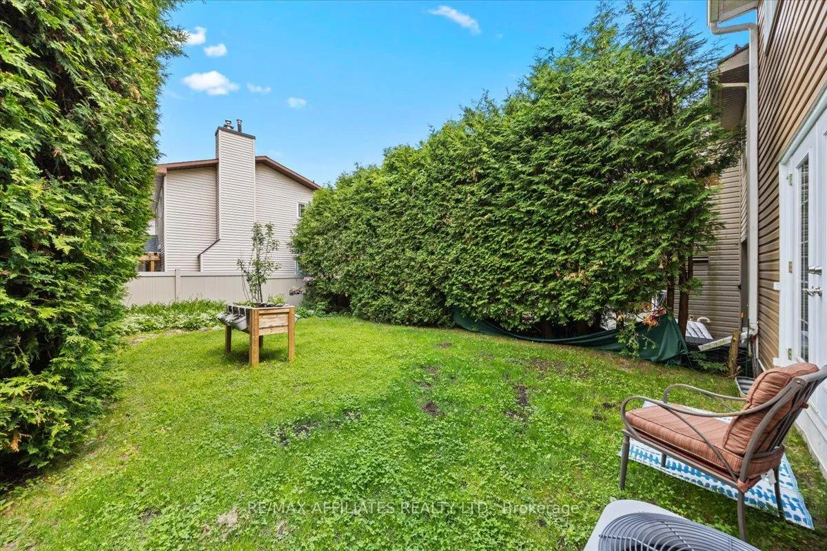 Photo 342 of 2530 Autumn Hill Crescent, Ottawa, Blackburn Hamlet (South) — HOMEH