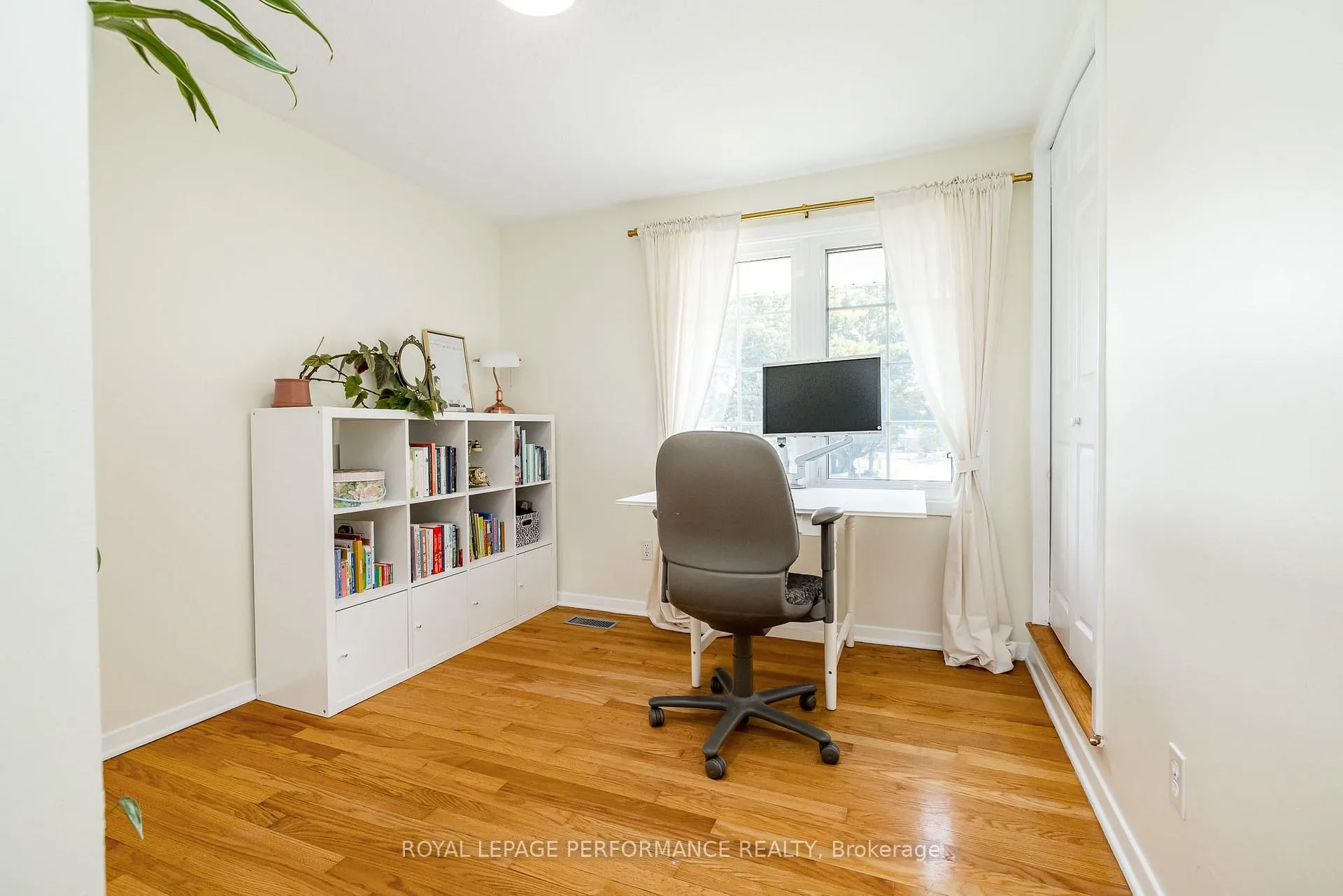 Photo 278 of 3038 Southmore Drive E, Ottawa, Riverside Park South — HOMEH