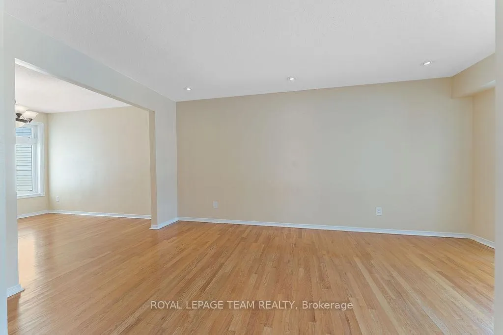Photo 44 of 1274 Gregory Court, Ottawa, Beacon Hill South — HOMEH