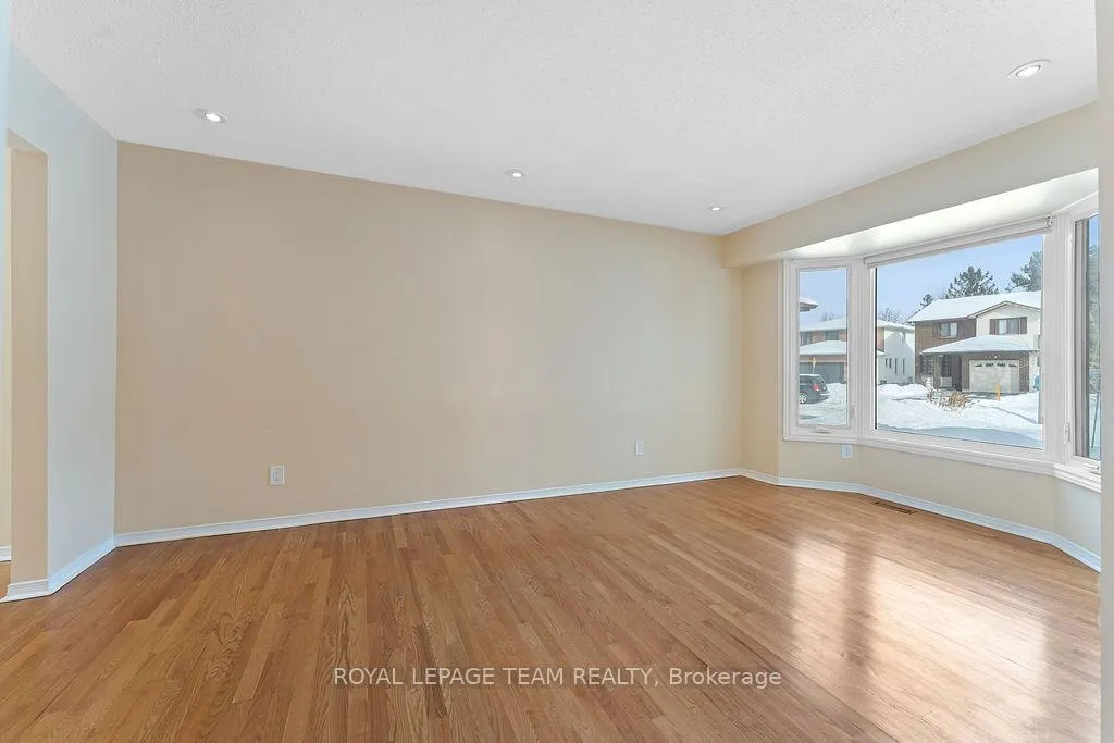 Photo 53 of 1274 Gregory Court, Ottawa, Beacon Hill South — HOMEH