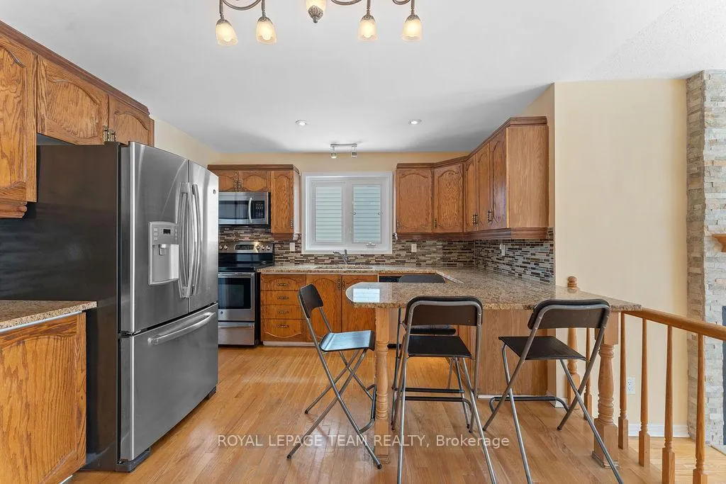 Photo 117 of 1274 Gregory Court, Ottawa, Beacon Hill South — HOMEH