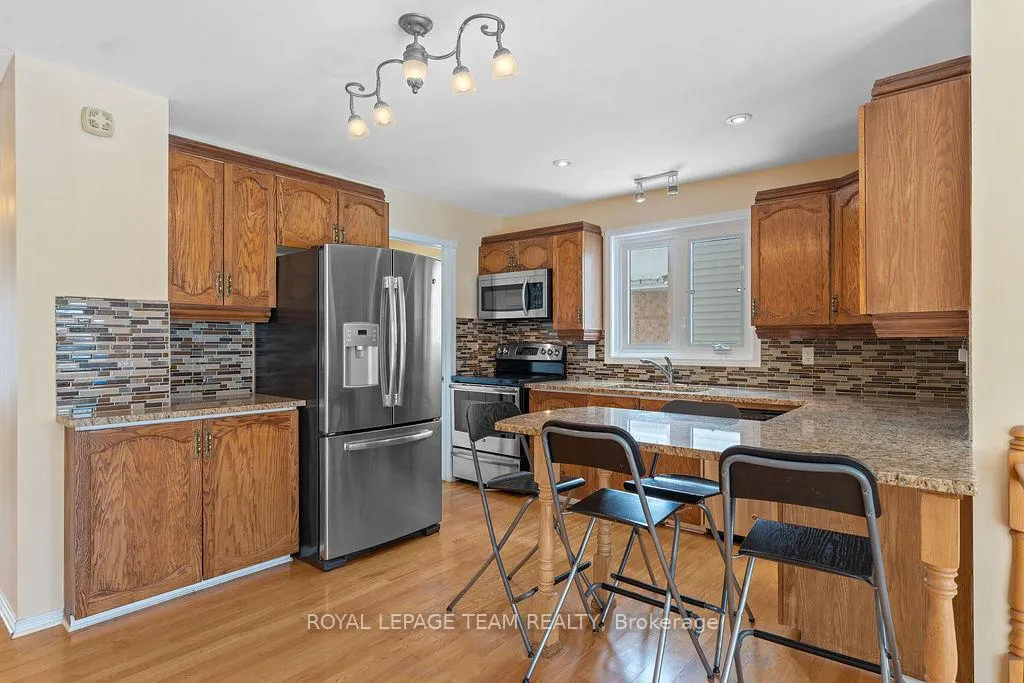 Photo 134 of 1274 Gregory Court, Ottawa, Beacon Hill South — HOMEH