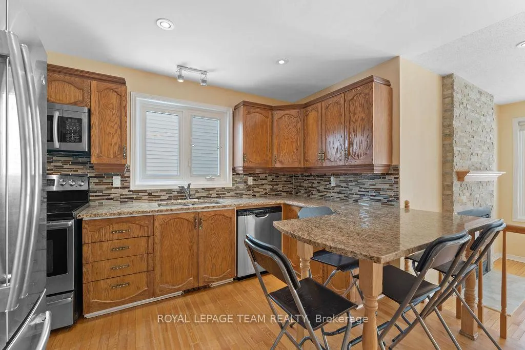Photo 140 of 1274 Gregory Court, Ottawa, Beacon Hill South — HOMEH