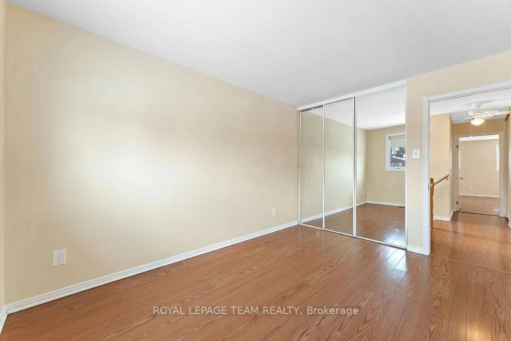 Photo 313 of 1274 Gregory Court, Ottawa, Beacon Hill South — HOMEH