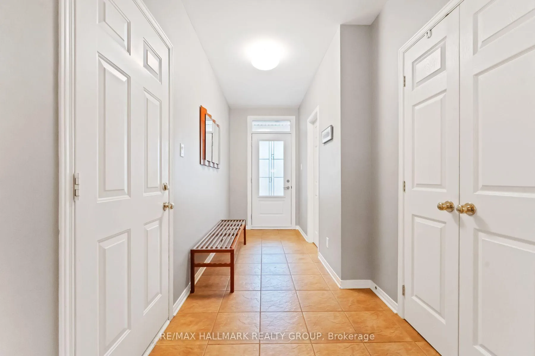 Photo 26 of 29 Maxton Private, Ottawa, Beacon Hill South — HOMEH