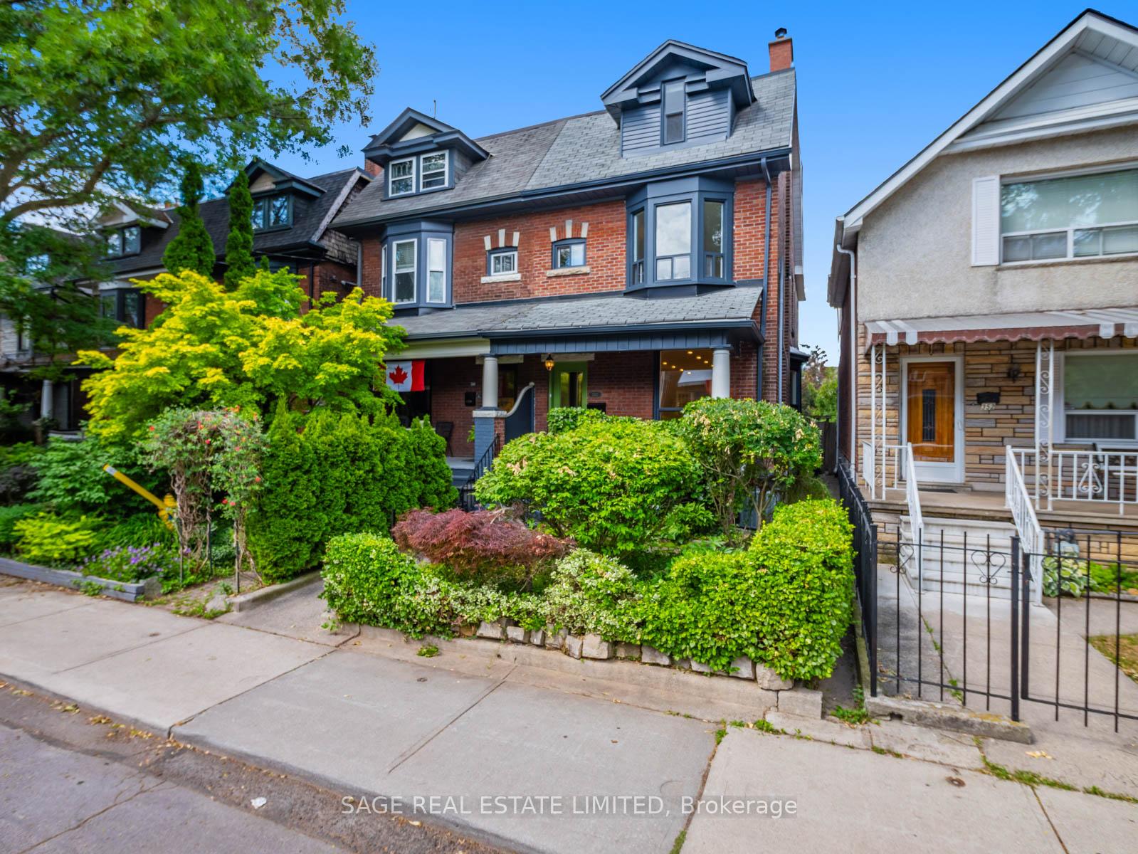 Front of 350 Delaware Avenue